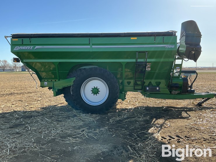 2021-brent-1196-image-4