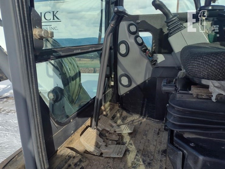 2012-bobcat-e45-image-12