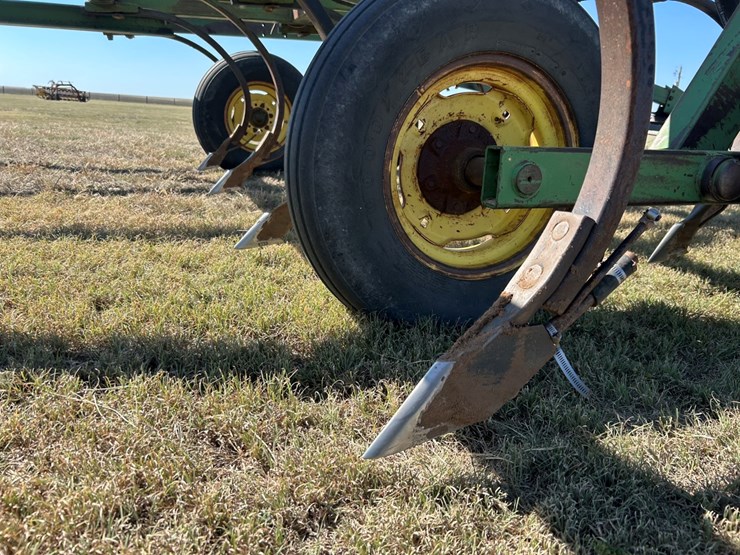 john-deere-1600-image-11