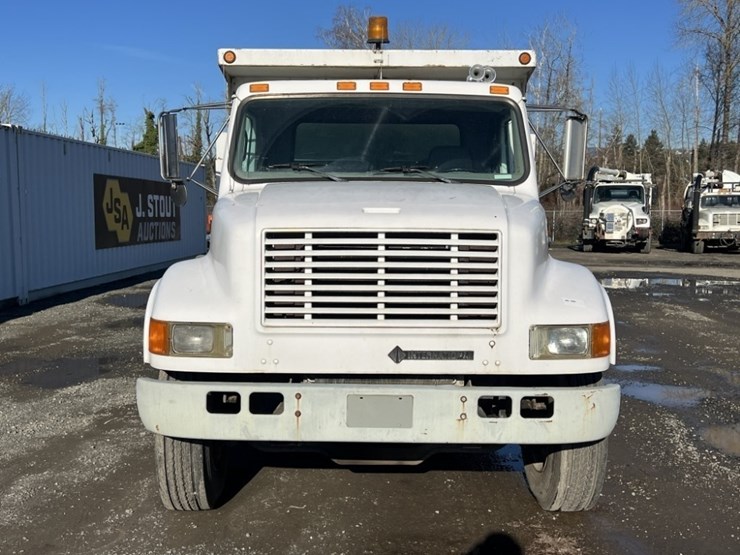 1996-international-4700-image-8