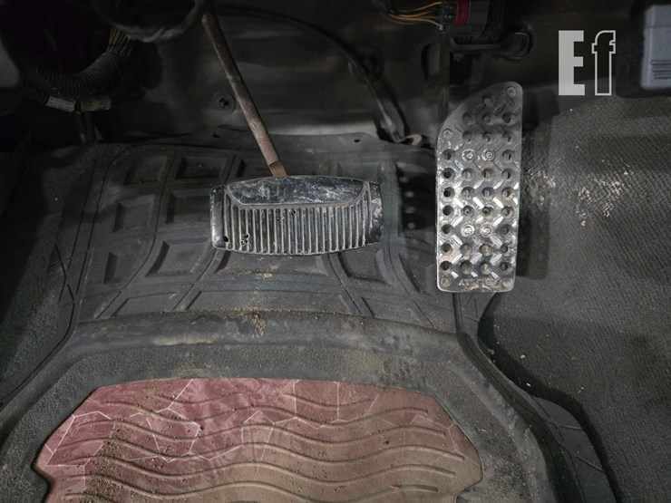 2004-ford-f350-image-11