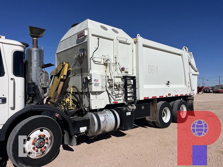 2017-autocar-xpeditor-image-2