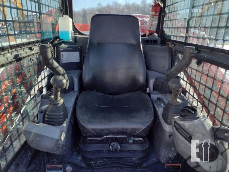 kubota-svl75-image-11