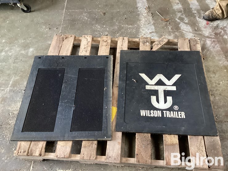 wilson-trailer-mud-flaps-image-6