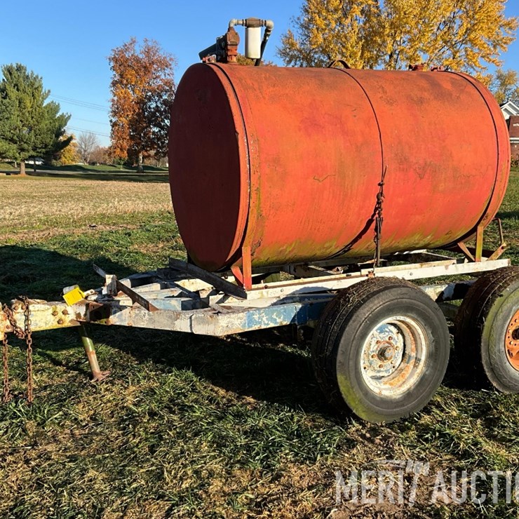 Fuel Tank on Trailer