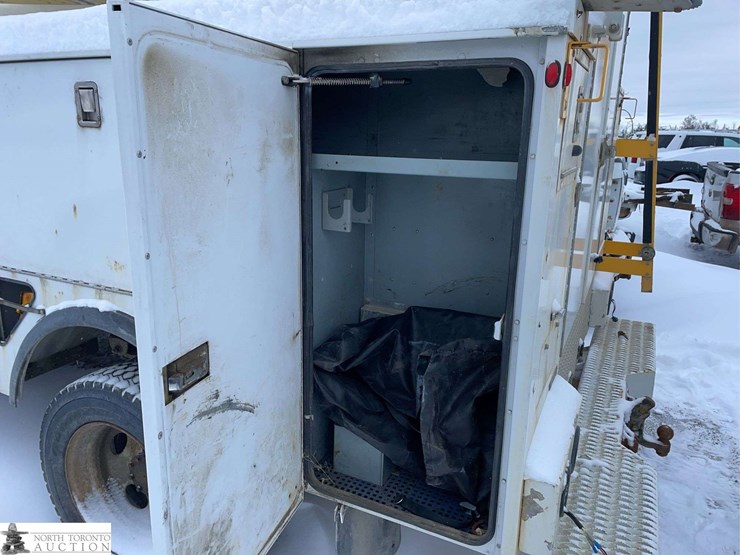 2012-ford-f450-image-25