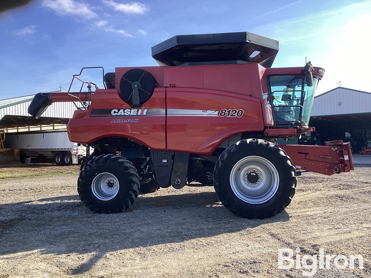 2012-case-ih-8120-image-4