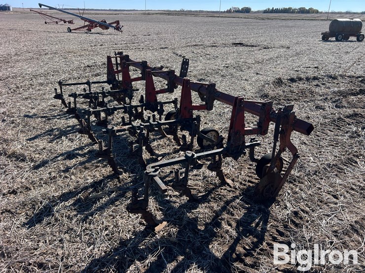 3-pt-4-row-cultivator-image-5