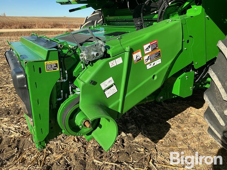 2025-john-deere-s7-800-image-12