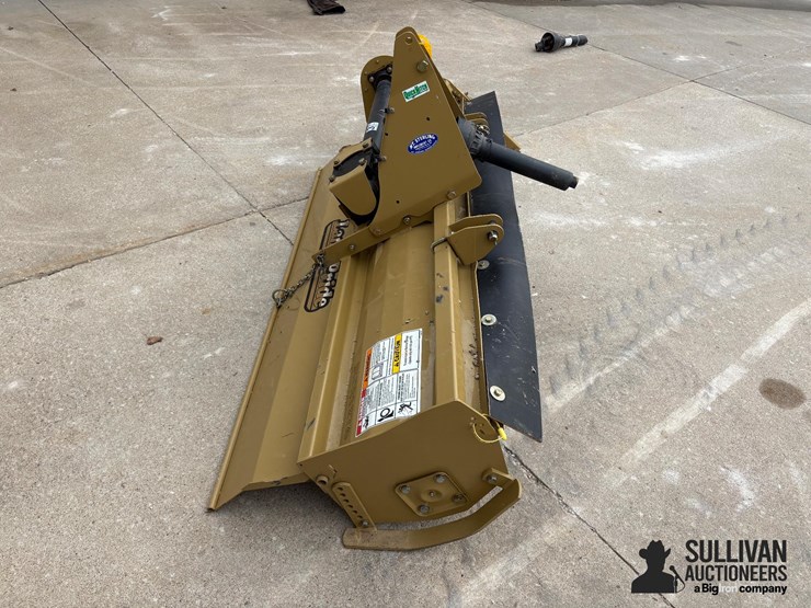 2022-land-pride-rtr1274-image-4