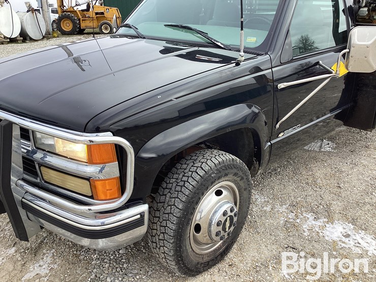 1999-chevrolet-3500-image-12