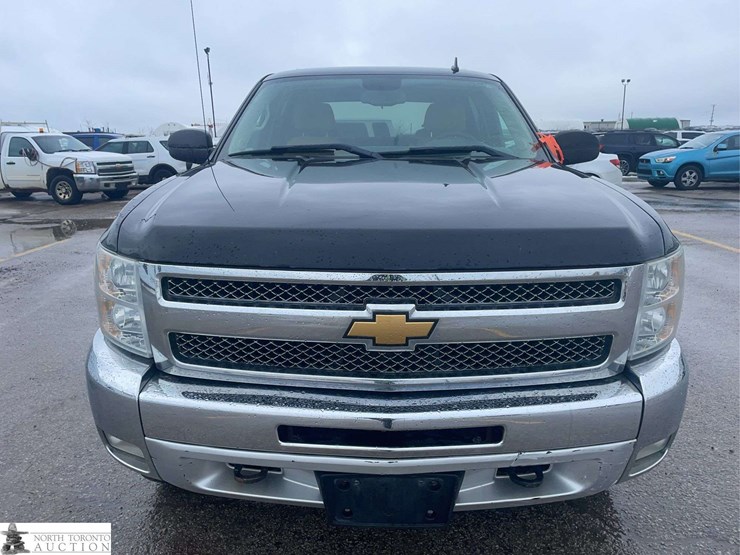 2013-chevrolet-silverado-1500-image-8