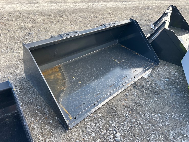 #84-•-unused-72”-skid-steer-smooth-bucket-image-1