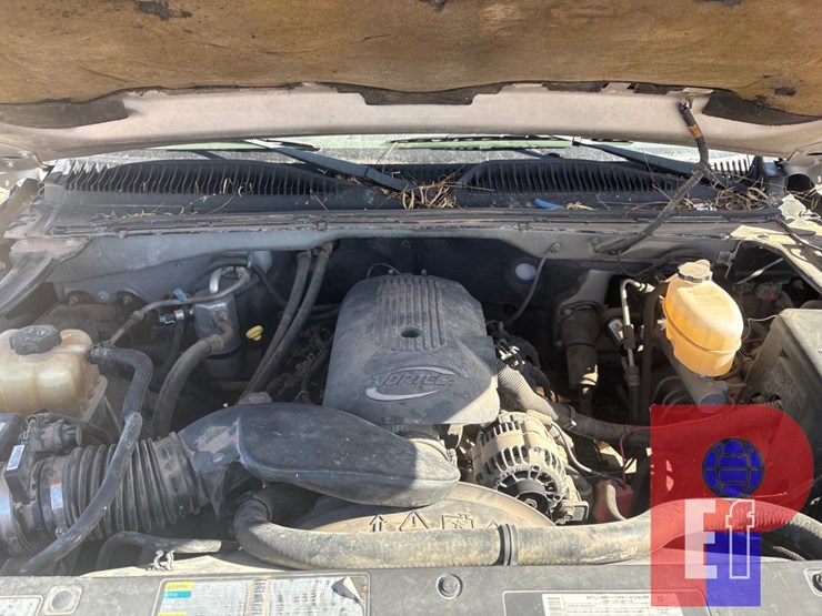 2004-chevrolet-silverado-2500hd-image-9