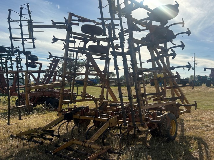 #57-•-kent-field-cultivator-image-6