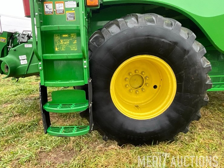 2015-john-deere-s660-image-14