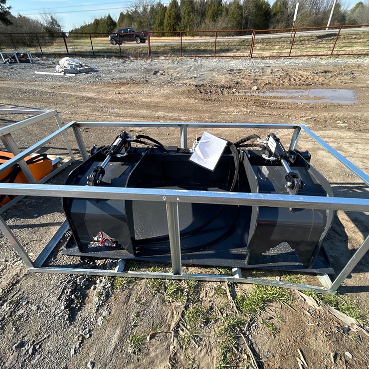 #41 • 72” SKID STEER GRAPPLE BUCKET