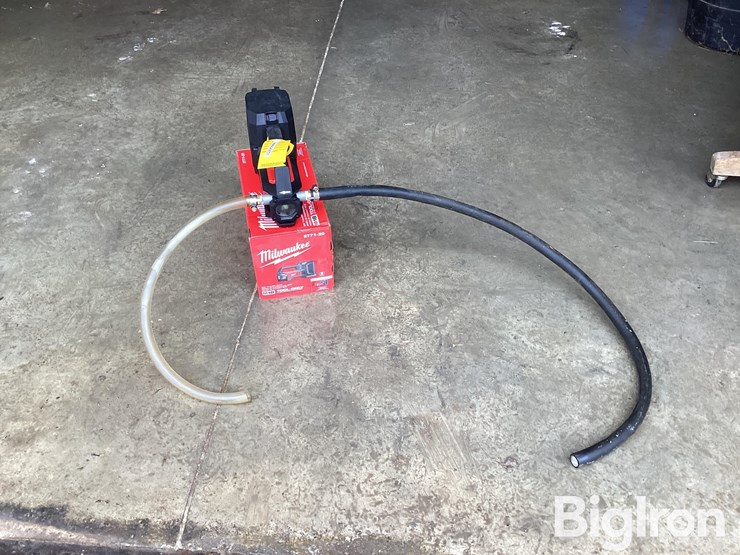 milwaukee-m18-transfer-pump-image-2