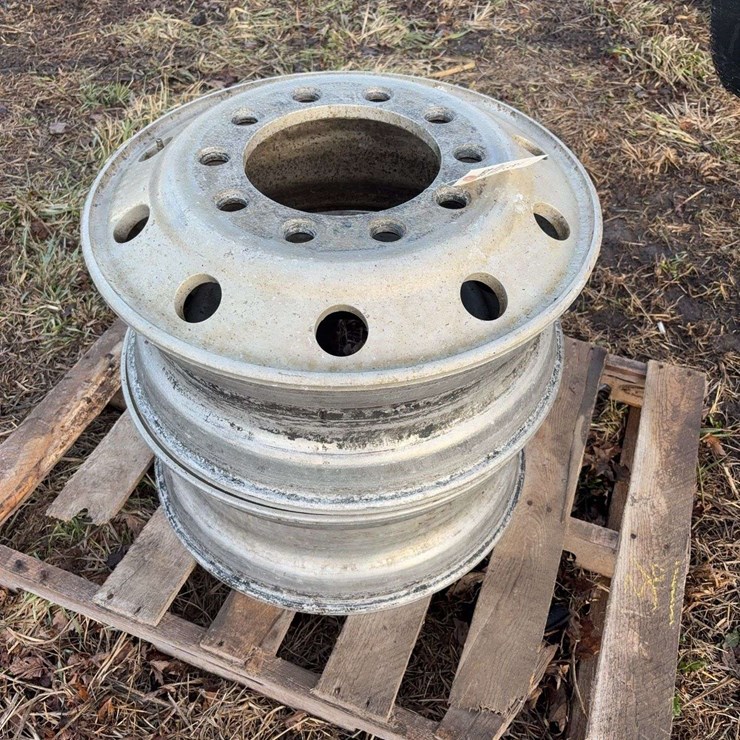 2 aluminum 11R22.5 rims 10 lug
