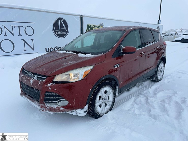 2014-ford-escape-image-1