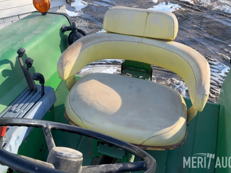 john-deere-4430-image-32