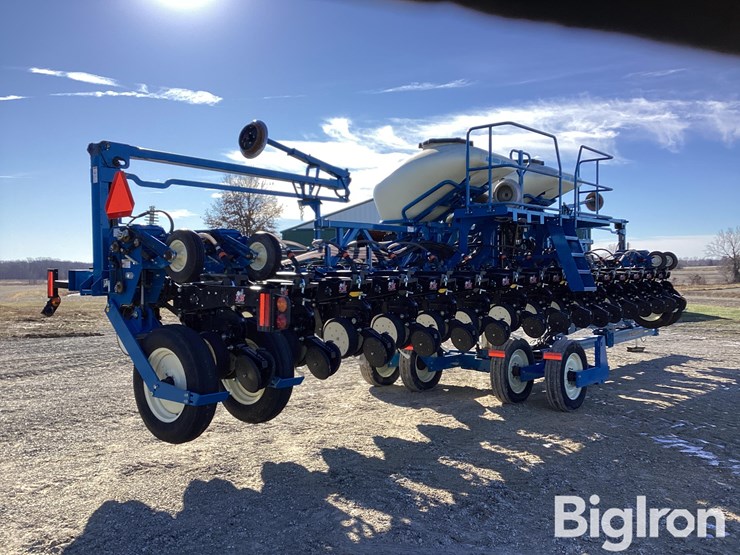 2017-kinze-3600-image-5