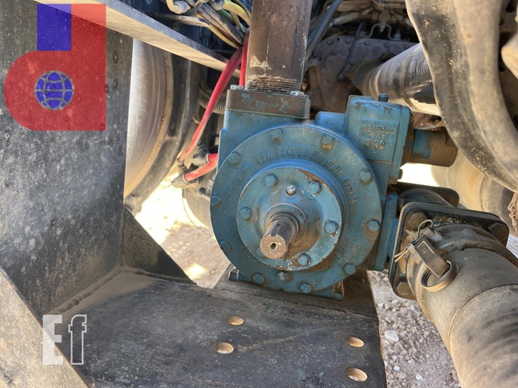 2022-freightliner-coronado-122-sd-image-4