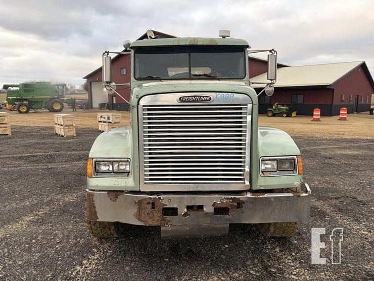 1992-freightliner-fld120-image-8