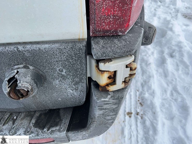 2016-ford-transit-image-30