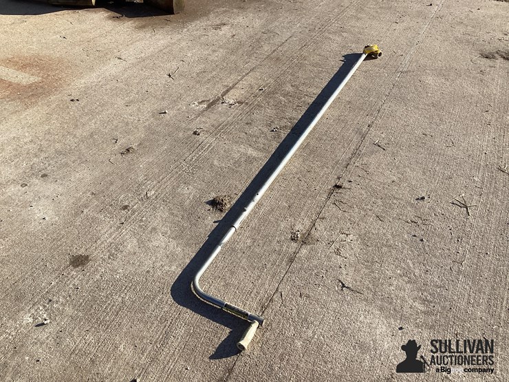 shur-lok-roll-tarp-handle-image-1