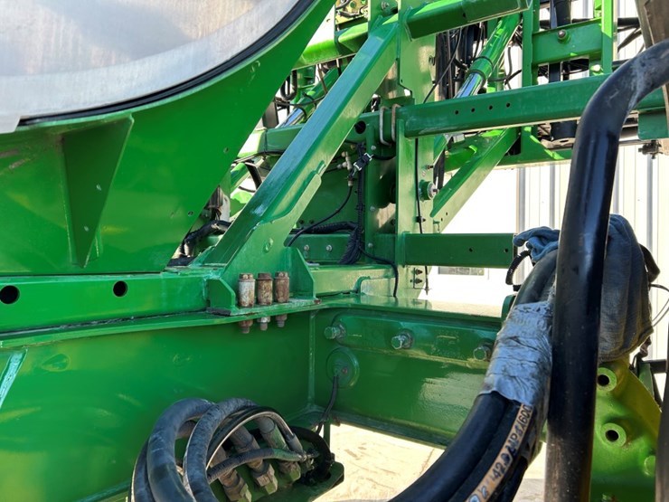 2013-john-deere-4940-image-86