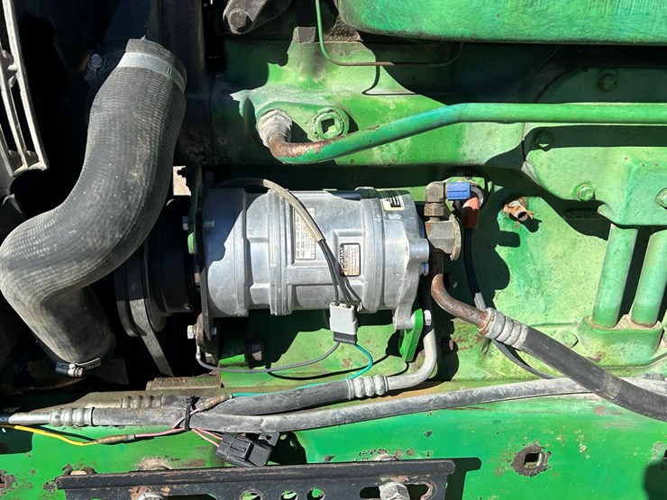 1982-john-deere-4040-image-28