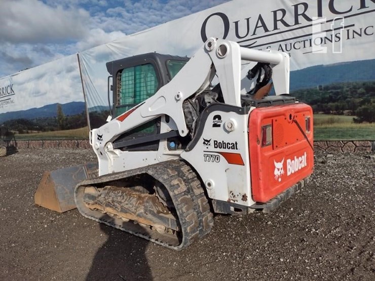 2019-bobcat-t770-image-43