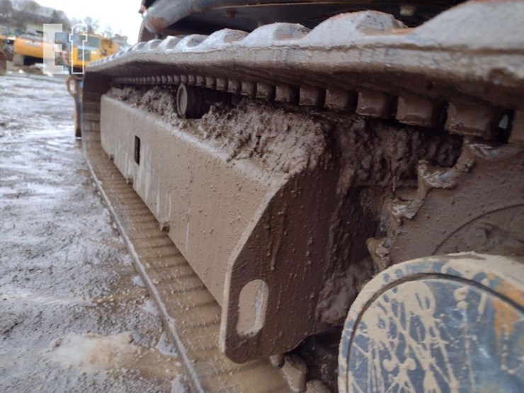 2014-hitachi-zx35u-image-30