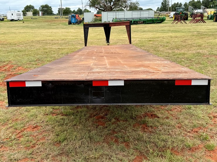 #58-•-gooseneck-flatbed-image-11