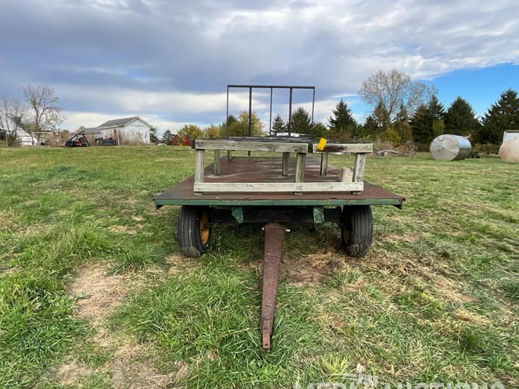 20ft.-hay-rack-with-steel-deck-image-9