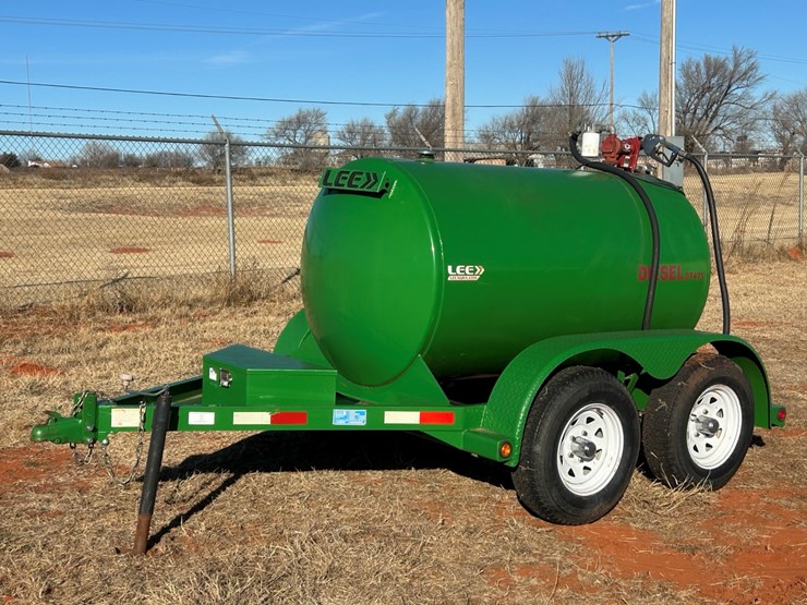 #8-•-lee-fuel-trailer-image-1