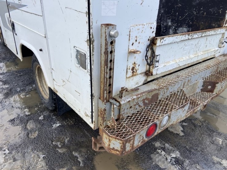 1990-dodge-ram-350-image-36