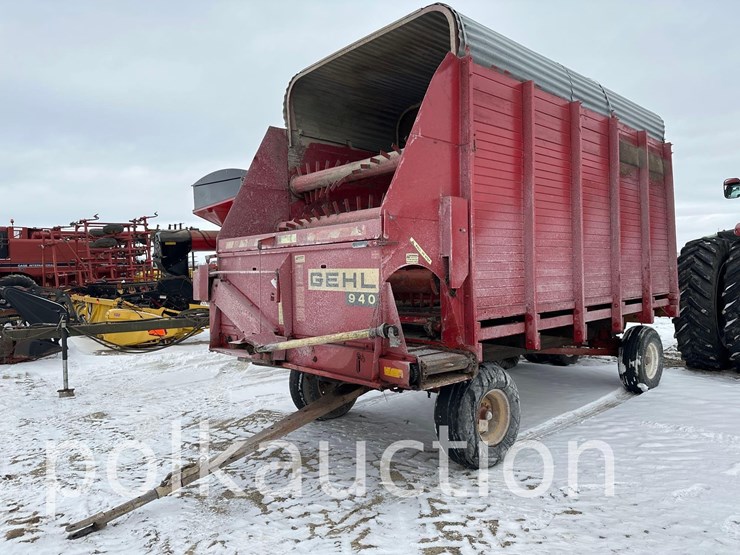 gehl-940-image-1