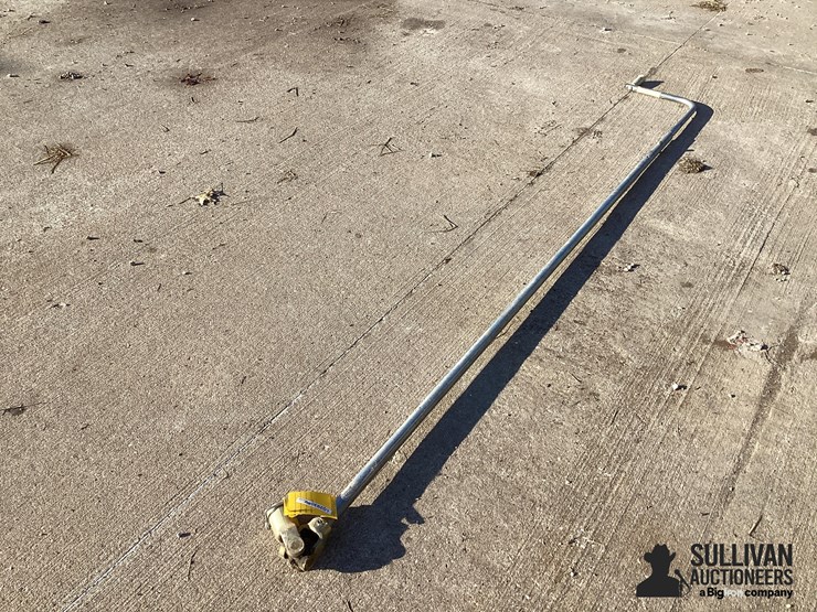 shur-lok-roll-tarp-handle-image-5