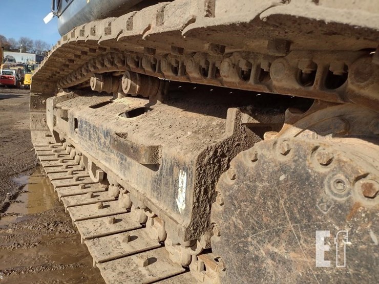 2012-hitachi-zx160-lc-3-image-33