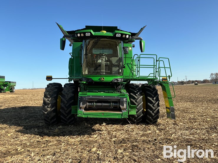 2025-john-deere-s7-800-image-2