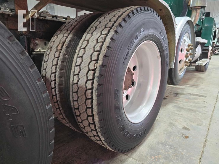 2000-mack-ch613-image-16