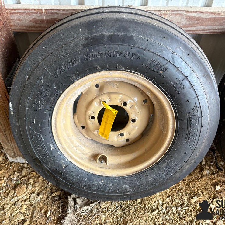 Mrl 9.5L-15 Tire On 6 Bolt Rim