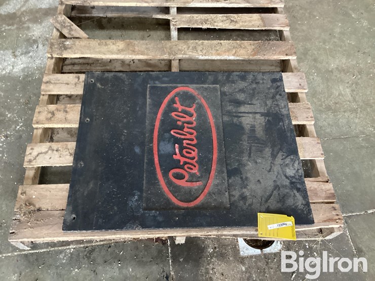 peterbilt-mud-flap-image-4