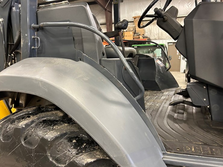 2021-deere-310sl-hl-image-14