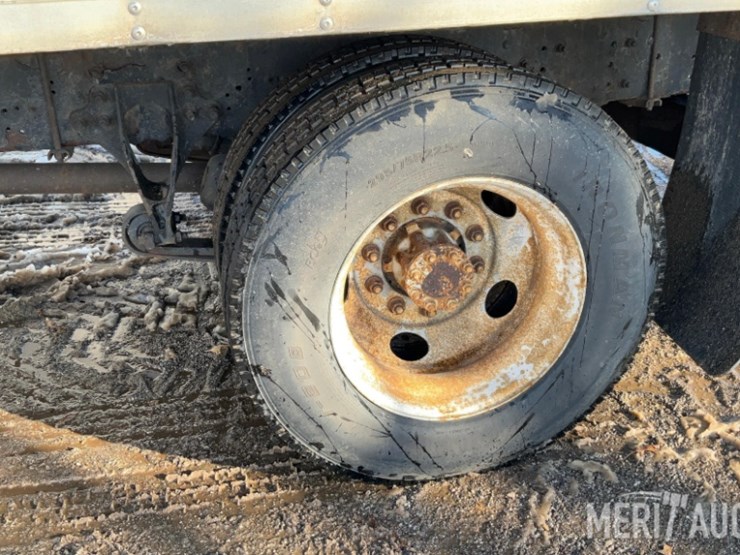 2007-international-durastar-4300-image-22