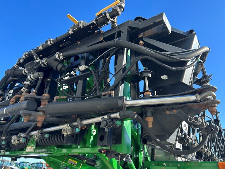 2013-john-deere-4940-image-18