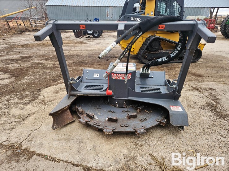2022-loftness-bad-ax-60ba4-disc-mulcher-skid-steer-attachment-image-2