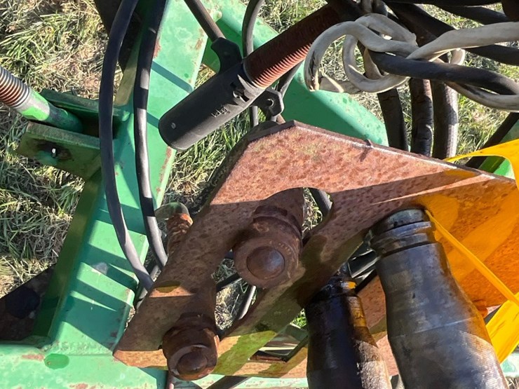 john-deere-714-image-18